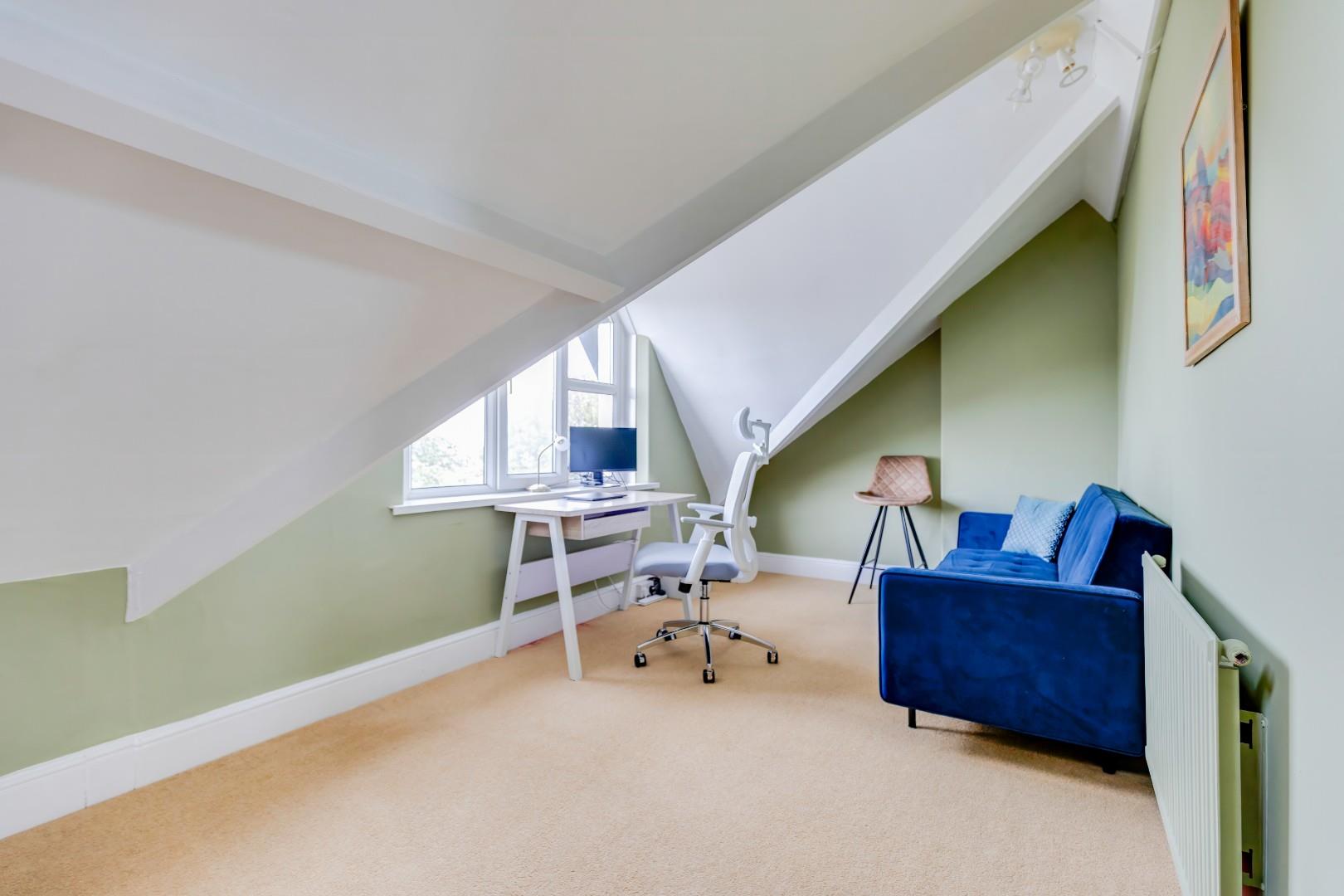 90 Stanwell Road, Penarth, CF64 3LP